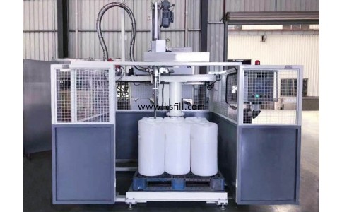 自動尋口托盤式灌裝機(配護欄)