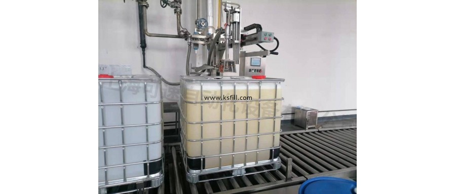 ?1000升不銹鋼灌裝機(jī) 聚醚灌裝機(jī)